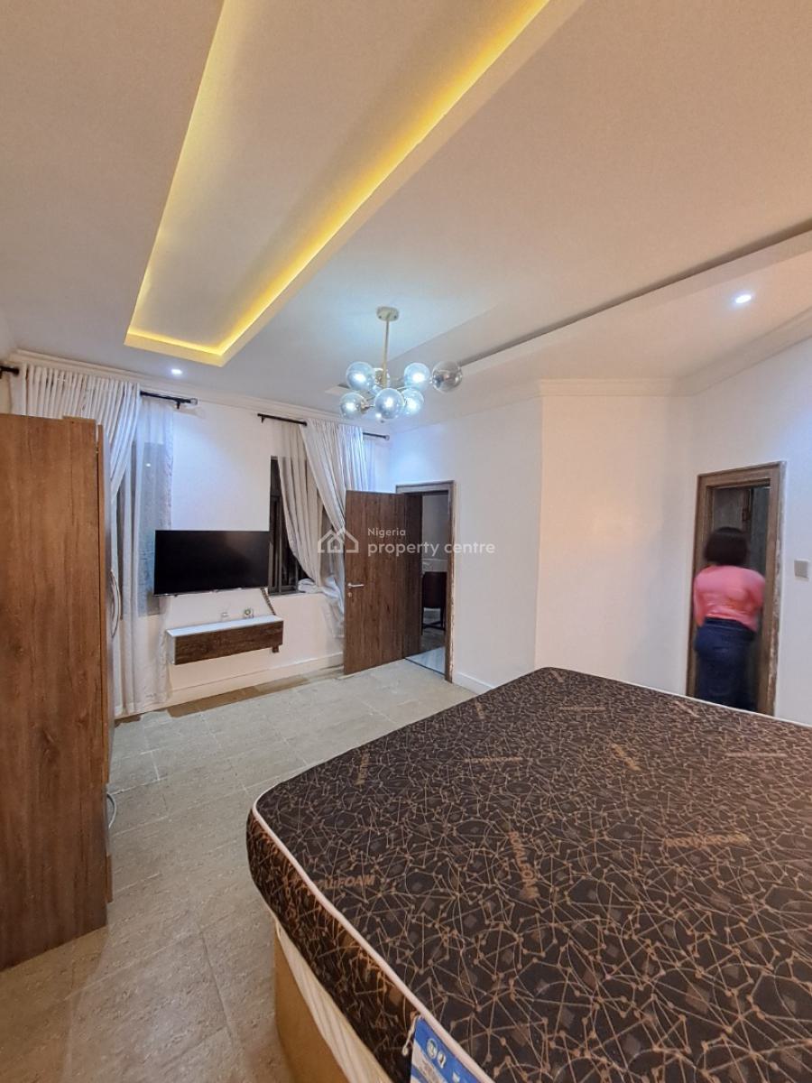 Nicely Finished Serviced 2 Bedroom Apartment with Elevator, Admiralty, Lekki Phase 1, Lekki, Lagos, Flat / Apartment for Rent