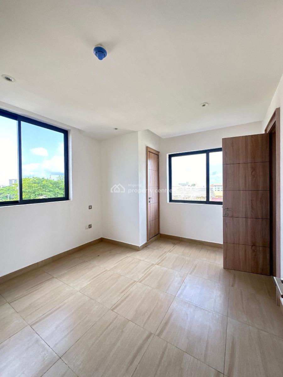 Luxuriously Built 2 Bedroom Plus Bq Apartment Suitable for Investment, One Last Available Unit of Luxury 2 Bedroom Apartment, Victoria Island (vi), Lagos, Block of Flats for Sale