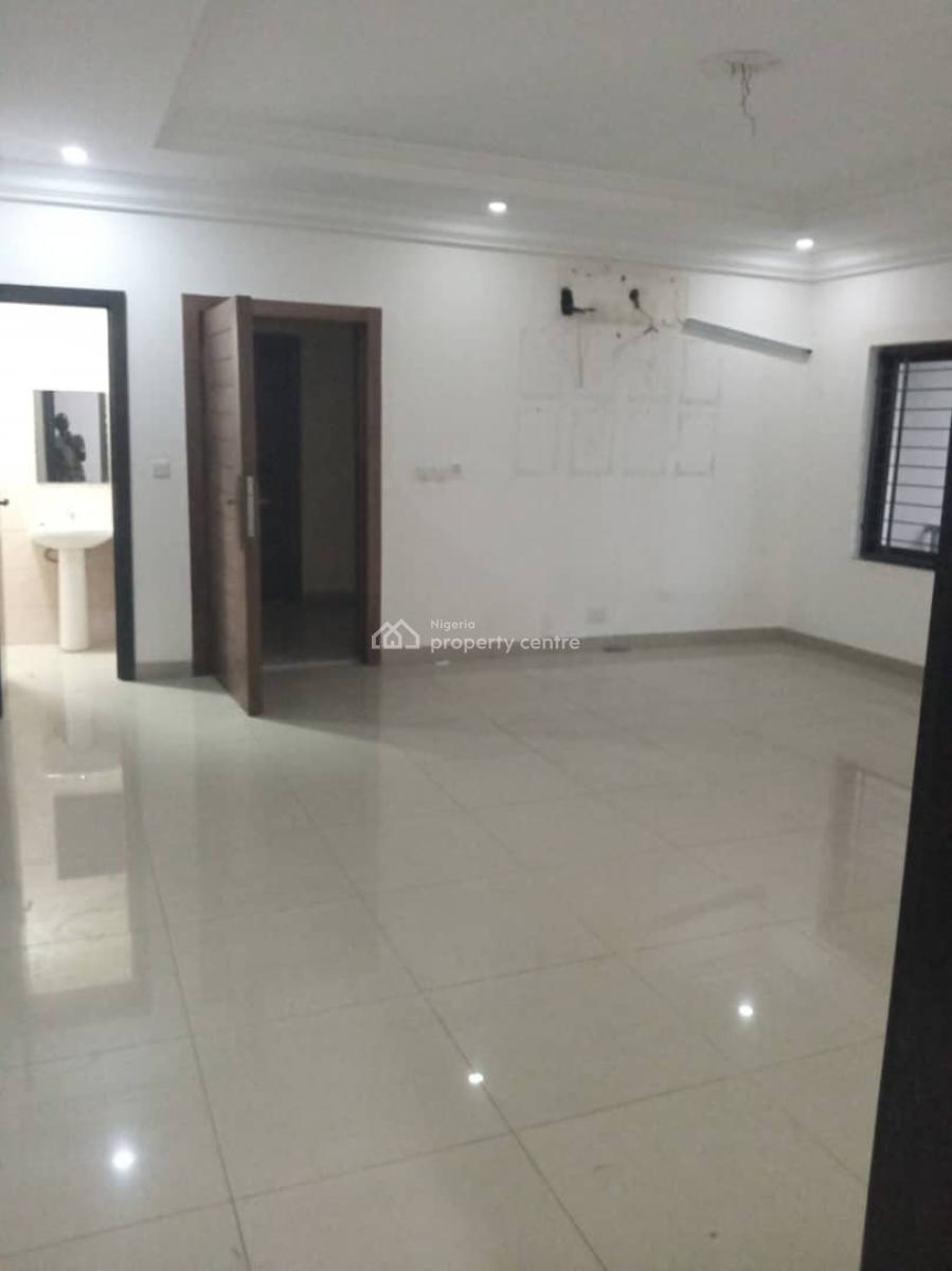 Spacious 3 Bedroom Apartment, Osapa London, Lekki, Lagos, Flat / Apartment for Rent