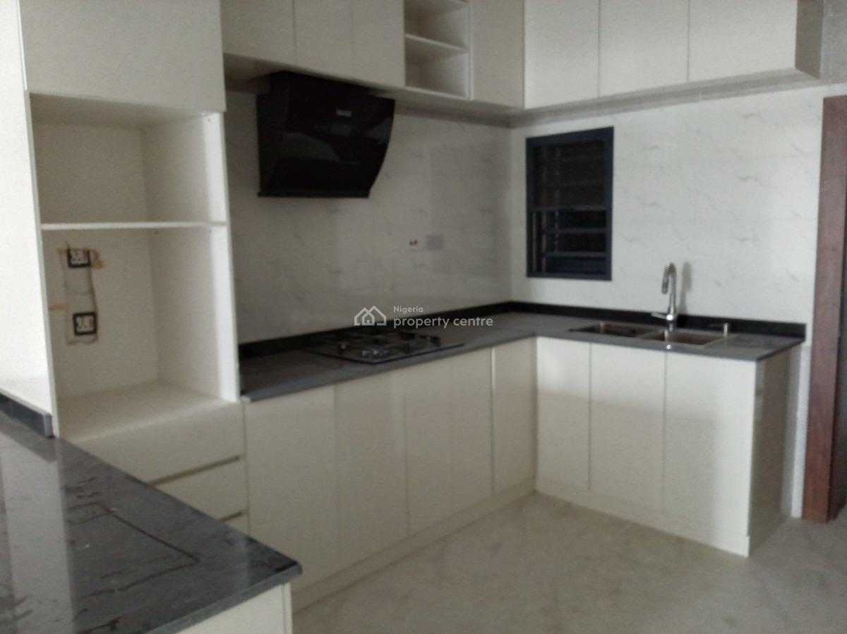 Luxury 2 Bedroom Apartment with a Room Bq, Gbangbala Street, Ikate Elegushi, Lekki, Lagos, Flat / Apartment for Rent