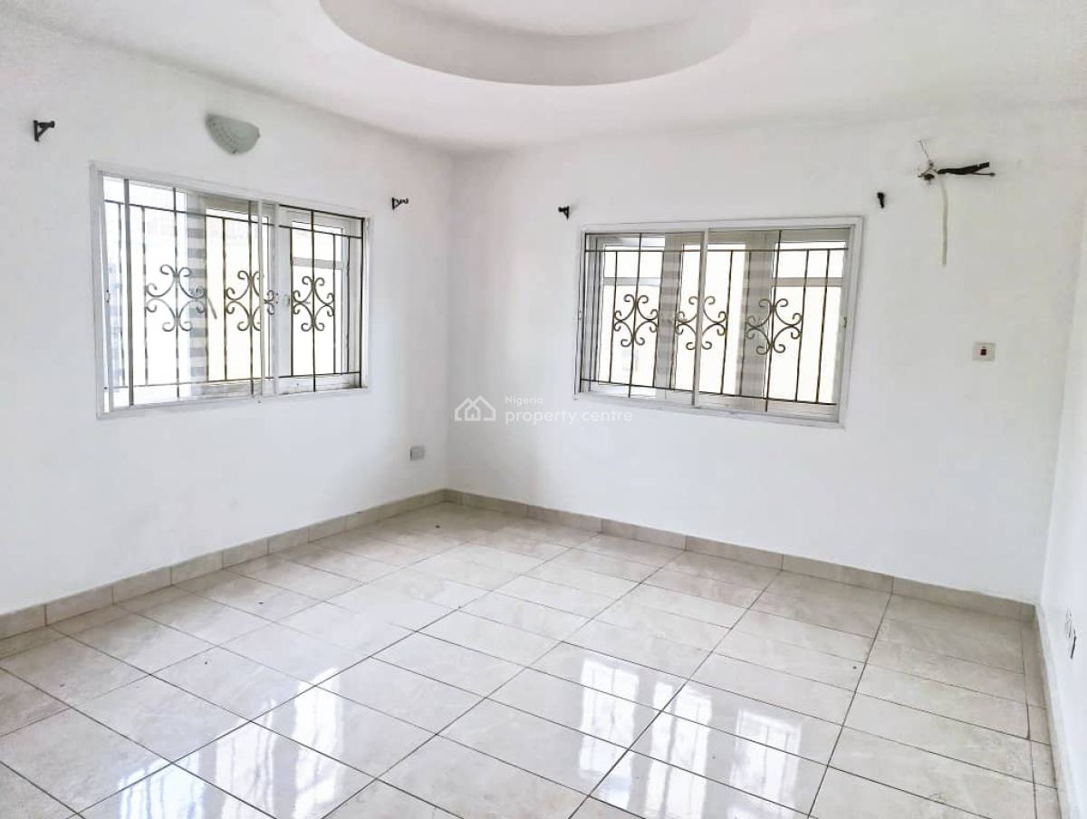 Partly Serviced 3 Bedroom Flat with a Room Bq, Lekki Phase 1, Lekki, Lagos, Flat / Apartment for Rent