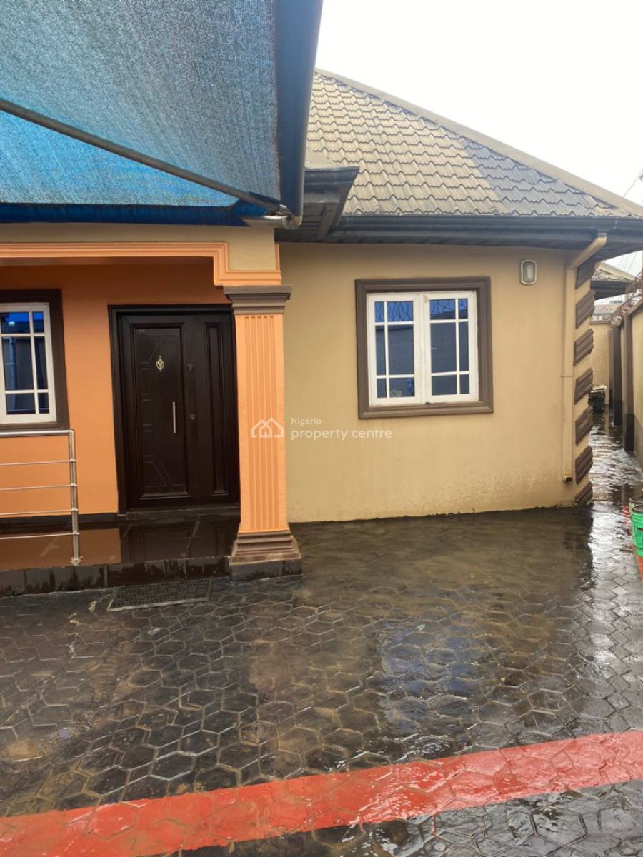 Beautiful 4-bedrooms Bungalow, Selling with Everything Inside at Igand, Isuti Road, Igando, Off Lasu Isheri, Igando, Ikotun, Lagos, Detached Bungalow for Sale