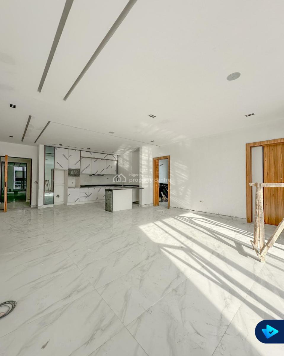 Nicely Built Built 2 Bedrooms Apartment, Victoria Island (vi), Lagos, Block of Flats for Sale