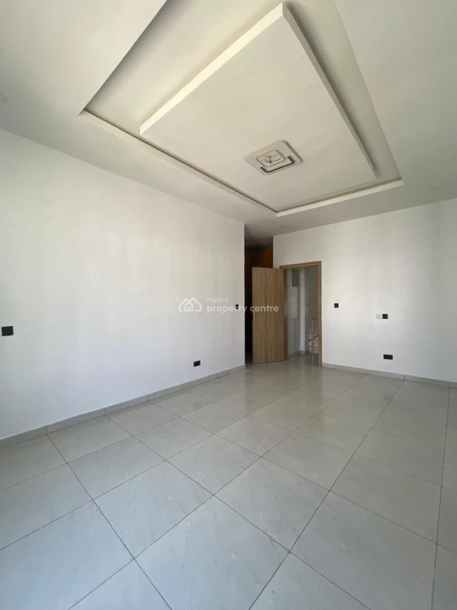 Spacious 3 Bedroom with a Bq and Gym, Vgc, Lekki, Lagos, House for Sale