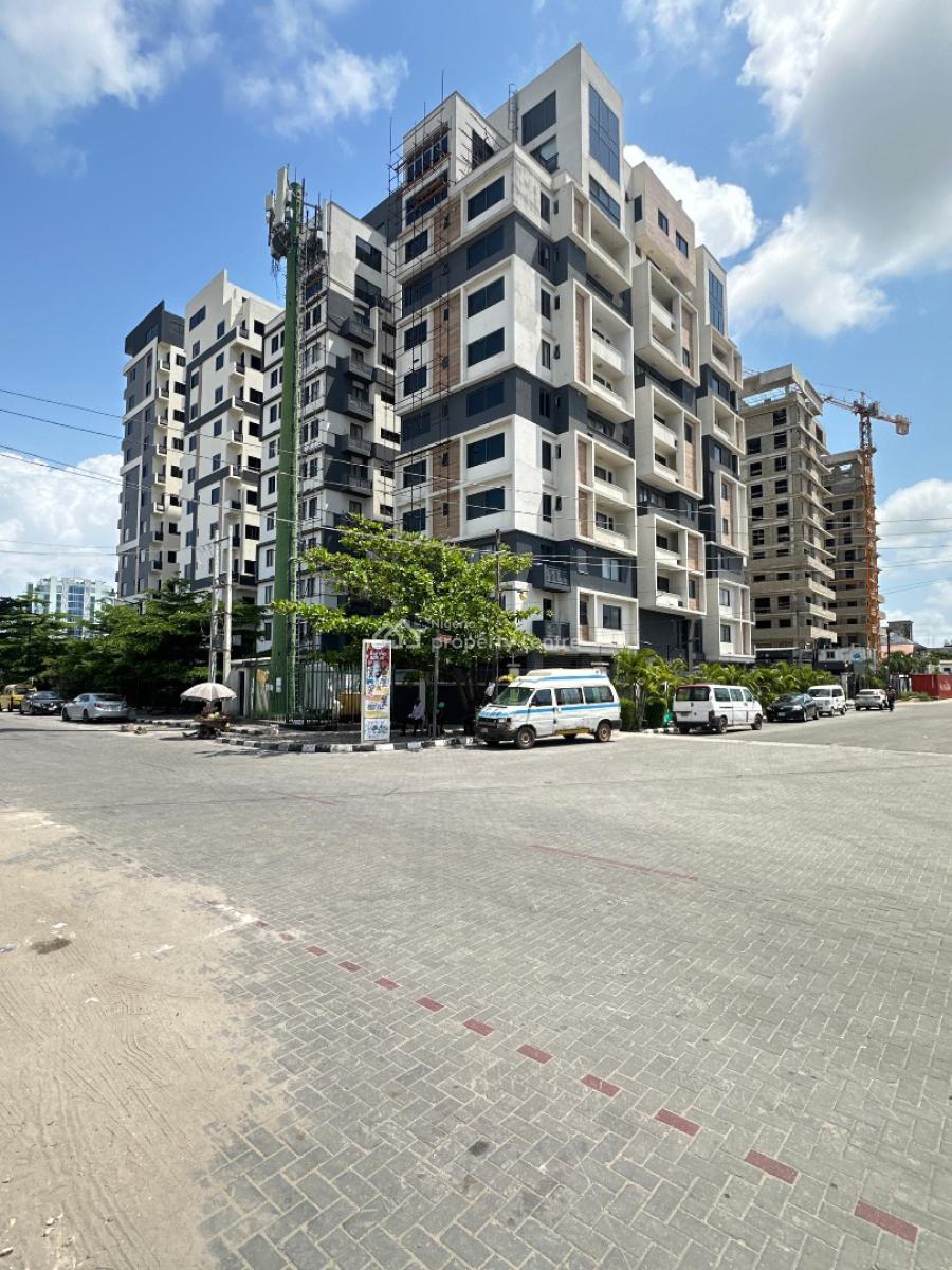 Luxuriously Built 2 Bedroom Plus Bq Apartment Suitable for Investment, Comes with Bq in Vi, Victoria Island (vi), Lagos, Block of Flats for Sale