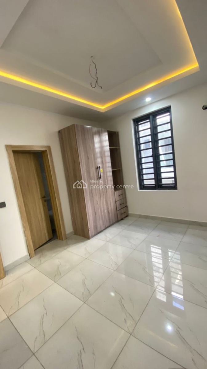 2 Bedroom Flat, Ologolo, Lekki, Lagos, Flat / Apartment for Rent