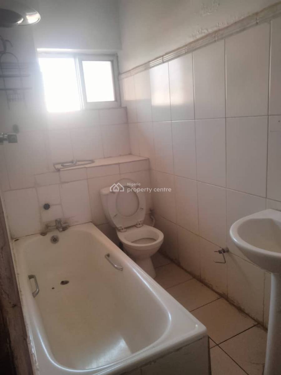 4 Bedroom Flat, Zuma Crescent, Hill View Estate, Gaduwa, Abuja, Flat / Apartment for Rent