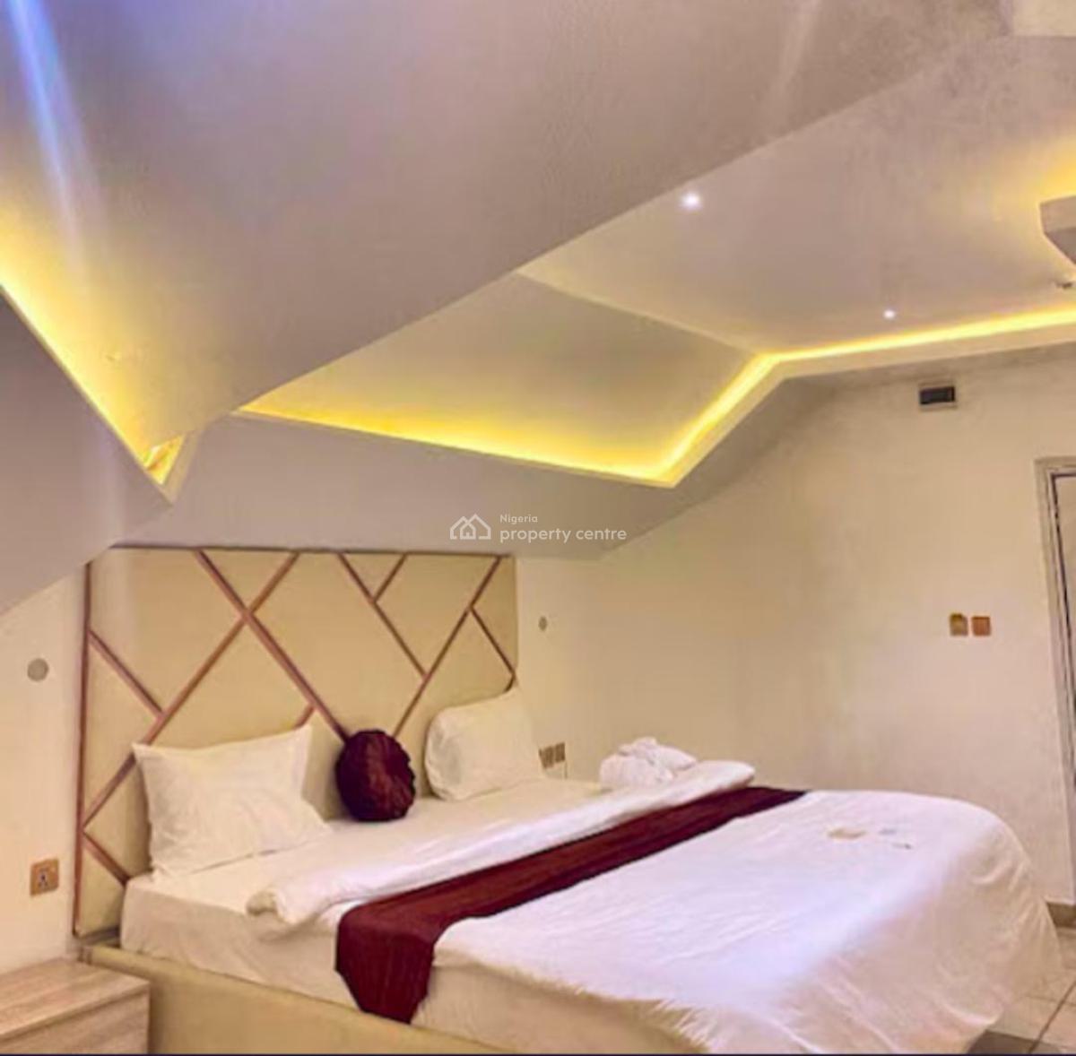 Functioning Hotel, Gra Phase 1, Port Harcourt, Rivers, Hotel / Guest House for Sale