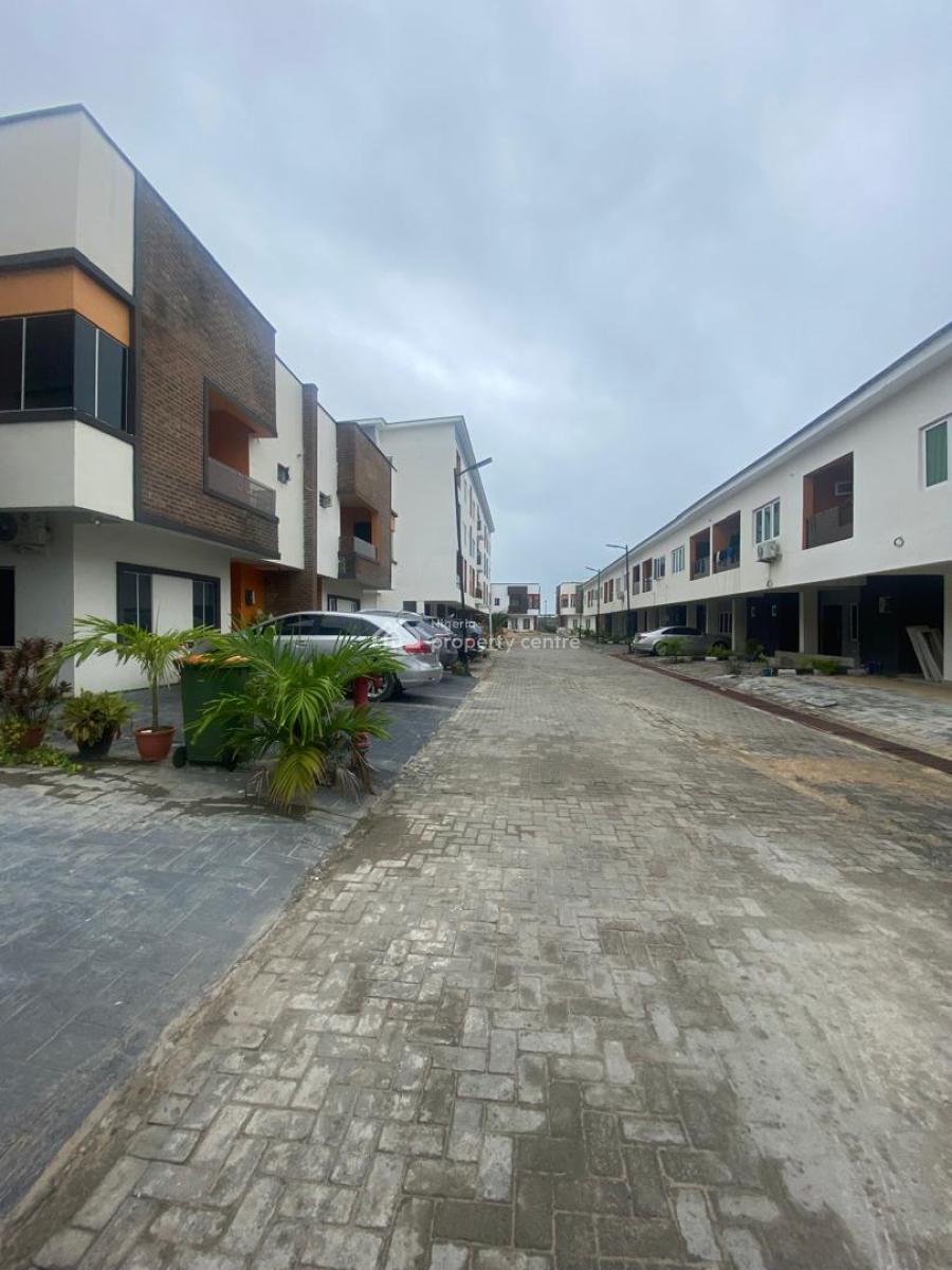 Newly Built 3 Bedroom Maisonnette Carcass in Ikate Lekki Right, By Enyo Filling Station Chisco Ikate Lekki Right, Ikate Elegushi, Lekki, Lagos, Flat / Apartment for Sale