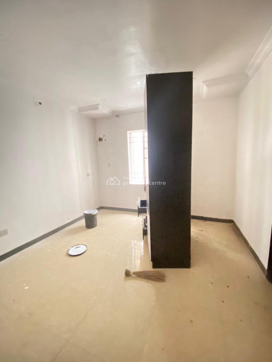 Standard 3 Bedroom Apartment, Ikate, Lekki, Lagos, Flat / Apartment for Rent
