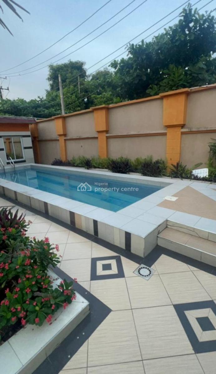 a Lovely 10room Building on 1000sqm Plot of Land, Victoria Island (vi), Lagos, Hotel / Guest House for Rent