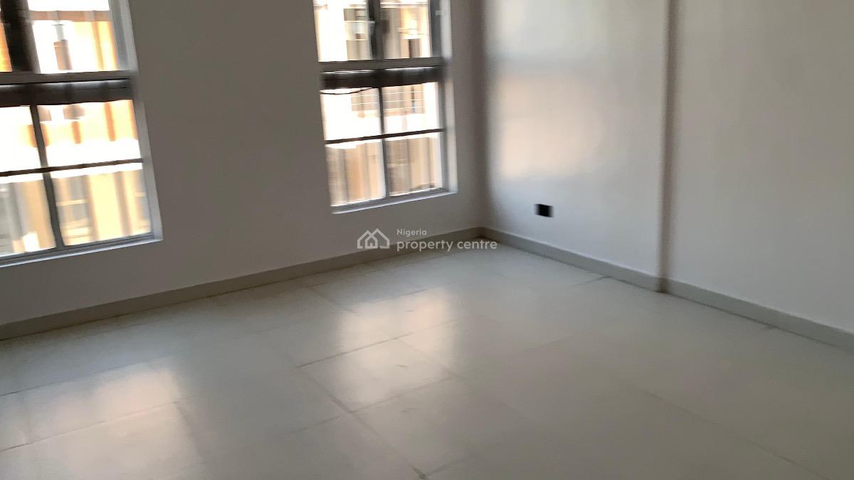 4 Bedroom Terrace Duplex with Bq, Royal Court Estate New Road Before Chevron, Lekki, Lagos, Terraced Duplex for Rent