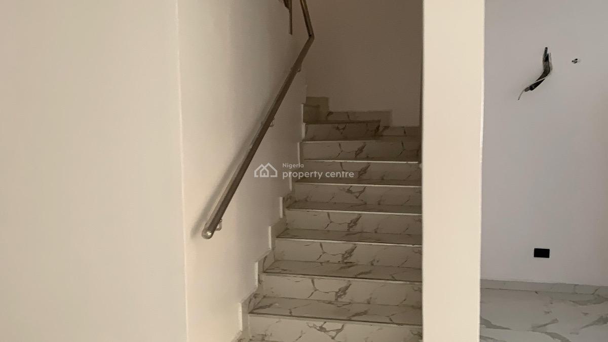 4 Bedroom Terrace Duplex with Bq, Royal Court Estate New Road Before Chevron, Lekki, Lagos, Terraced Duplex for Rent