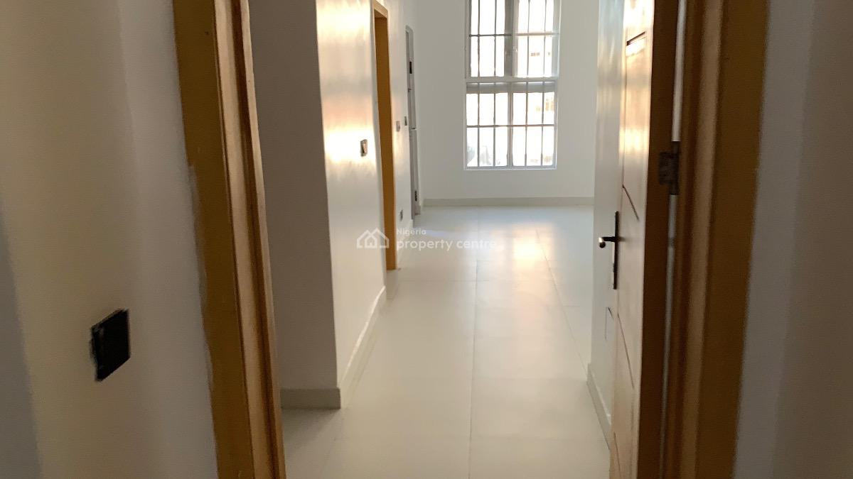 4 Bedroom Terrace Duplex with Bq, Royal Court Estate New Road Before Chevron, Lekki, Lagos, Terraced Duplex for Rent