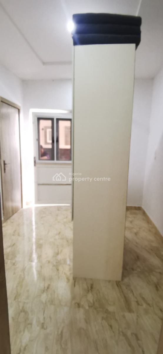 Room and Parlor Mini Flat Available @ Victoria Crestfkr 2.7m, Victoria Chrest 4 Estate Orchid Road Lekki, Lekki, Lagos, Mini Flat (room and Parlour) for Rent