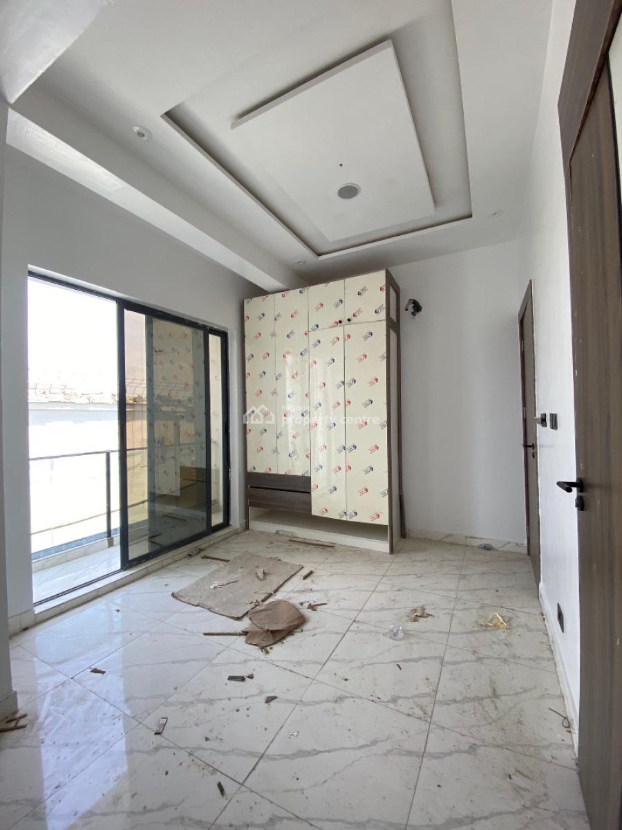 Neatly Built 2/3-bedroom Apartment with Swimming Pool, Lekki Phase 1, Lekki, Lagos, Flat / Apartment for Sale