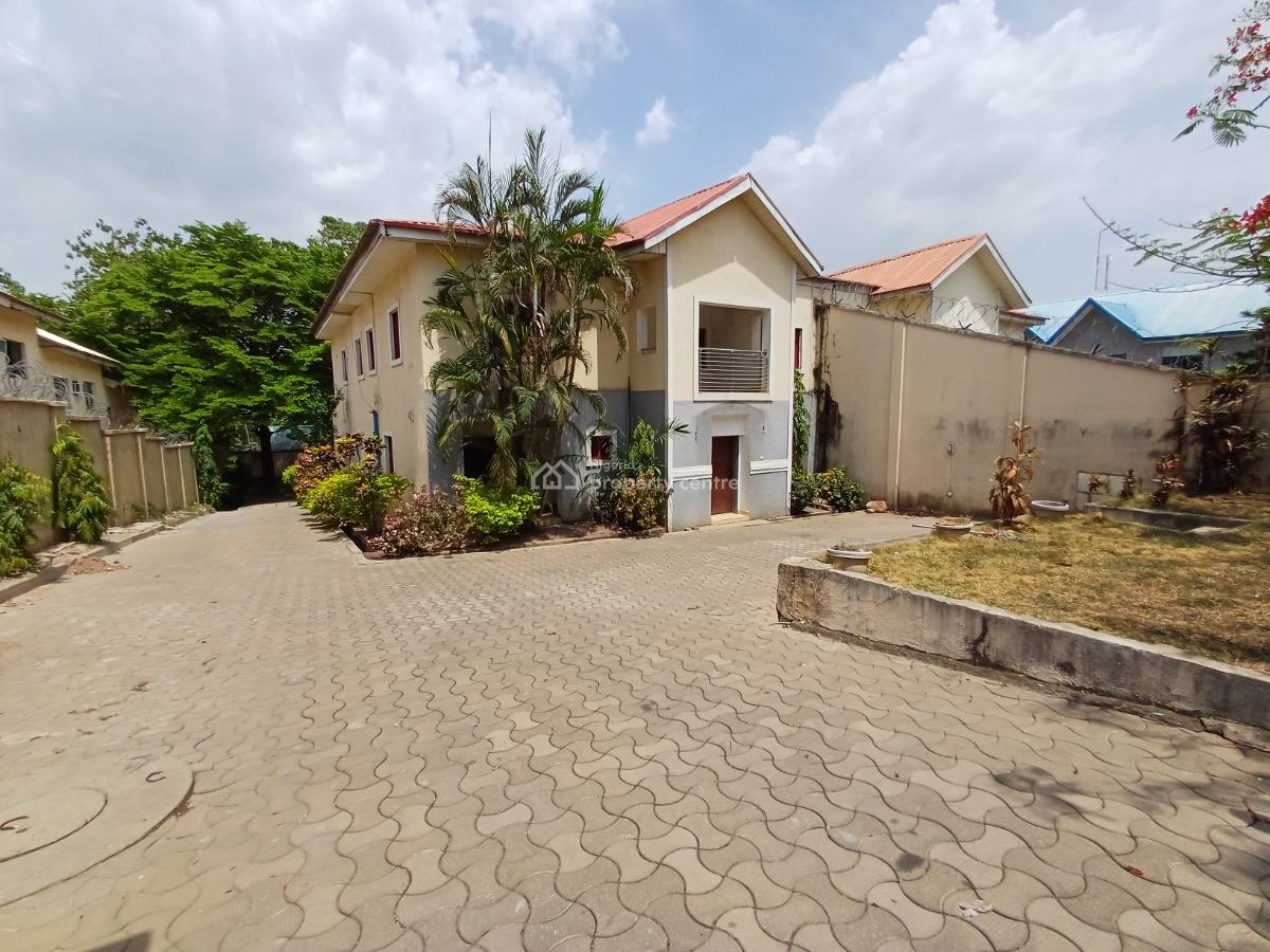 Spacious 5 Bedroom Semi-detached Duplex with 1 Bq, Wuse 2, Abuja, Semi-detached Duplex for Rent