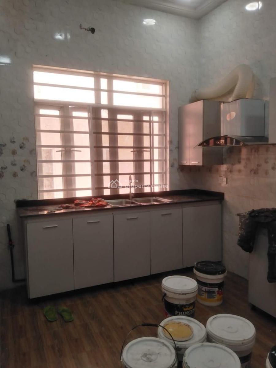 Luxurious 4 Bedroom Apartment, Osapa, Lekki, Lagos, Flat / Apartment for Rent
