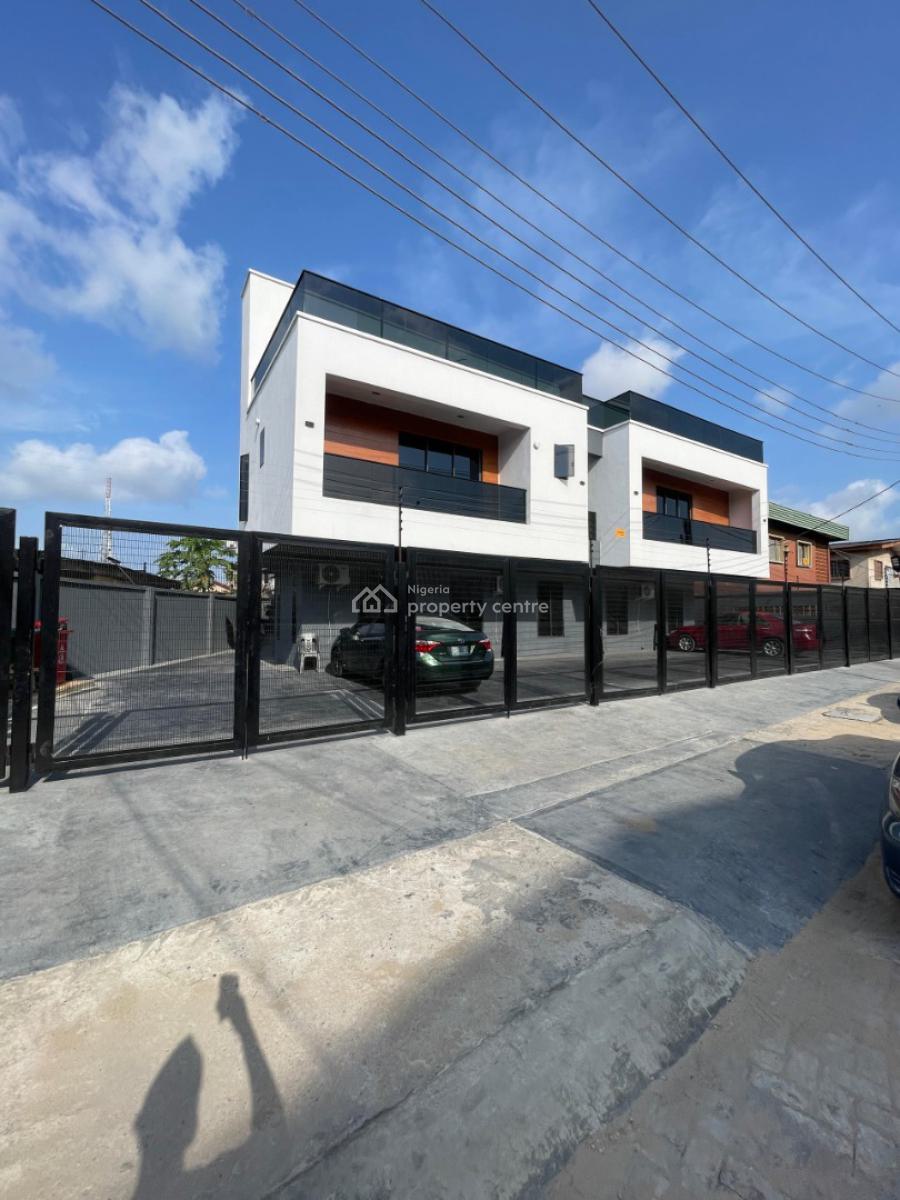 Beautiful Studio Apartment with Penthouse, Surulere, Lagos, Self Contain (single Rooms) for Sale