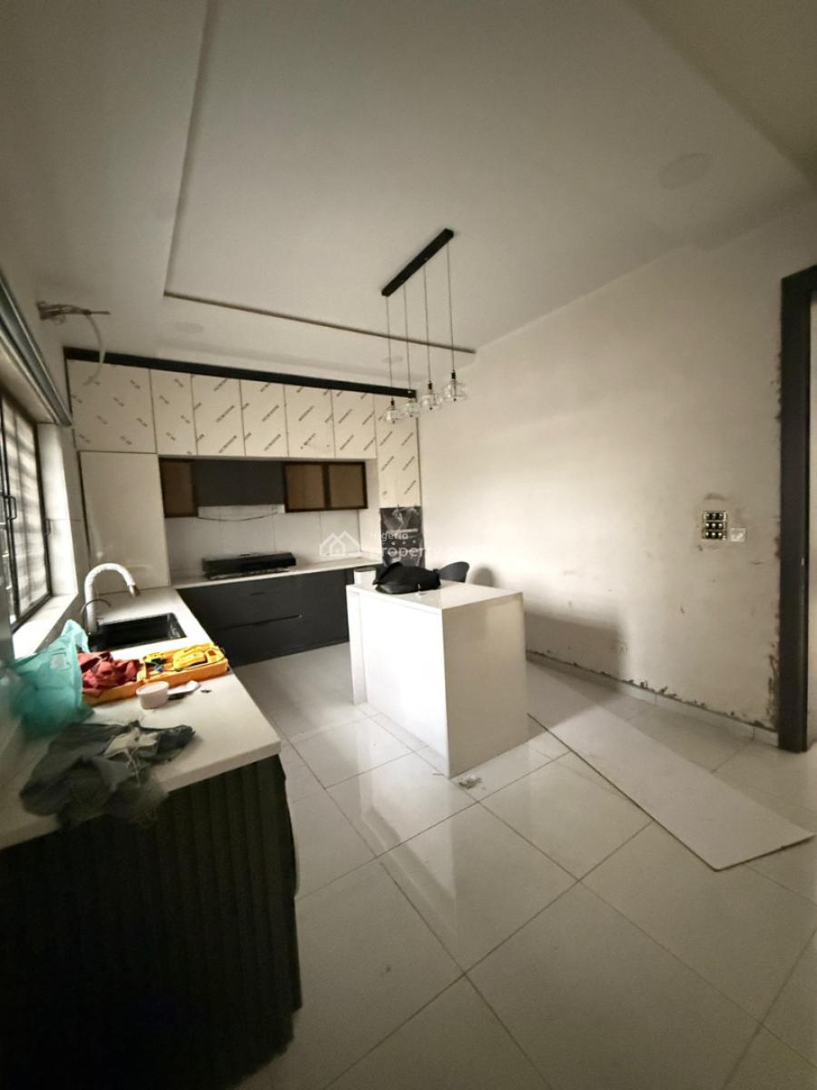 Ultra-luxury 6 Bedroom Penthouse with a Pool & Bq at Agodi Gra, Gra, Agodi, Ibadan, Oyo, Detached Duplex for Sale