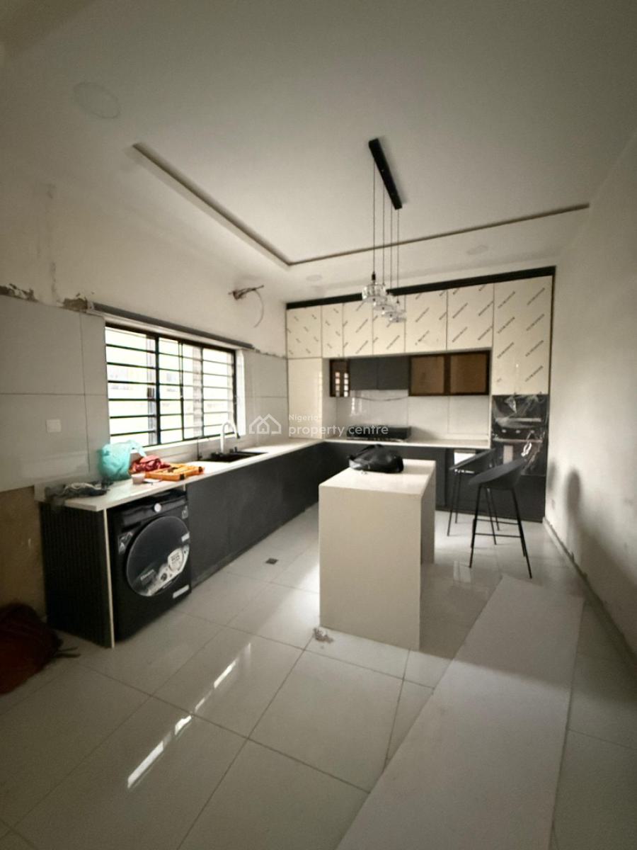 Ultra-luxury 6 Bedroom Penthouse with a Pool & Bq at Agodi Gra, Gra, Agodi, Ibadan, Oyo, Detached Duplex for Sale