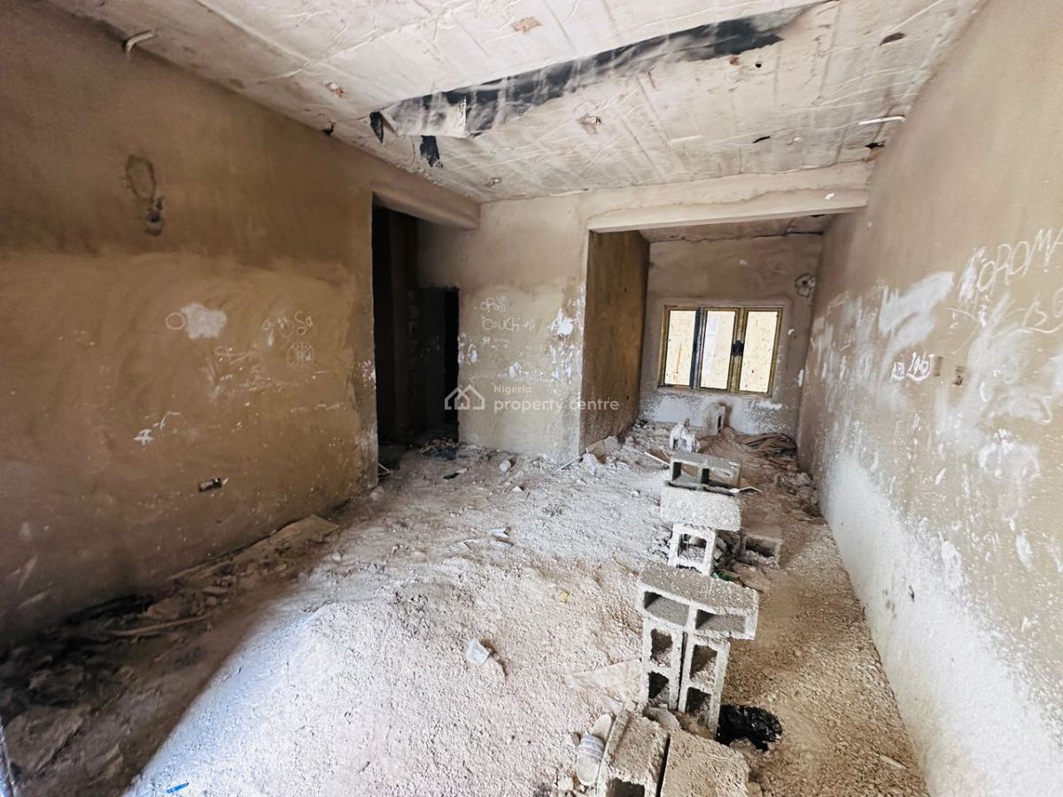 Well Built 3 Bedrooms Flat, Wuye, Abuja, Flat / Apartment for Sale