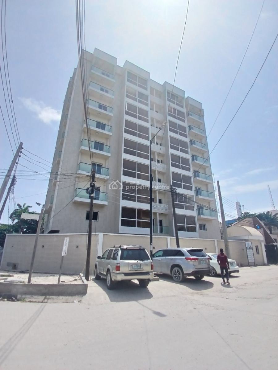 Aesthetically Pleasing 3 Bedroom Apartment with Swimming Pool, Victoria Island (vi), Lagos, Block of Flats for Sale