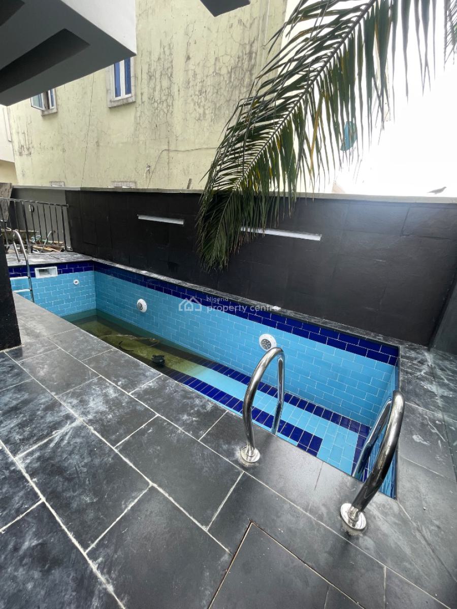 Smart 2bedroom Apartment, Lekki Phase 1, Lekki, Lagos, Flat / Apartment for Sale