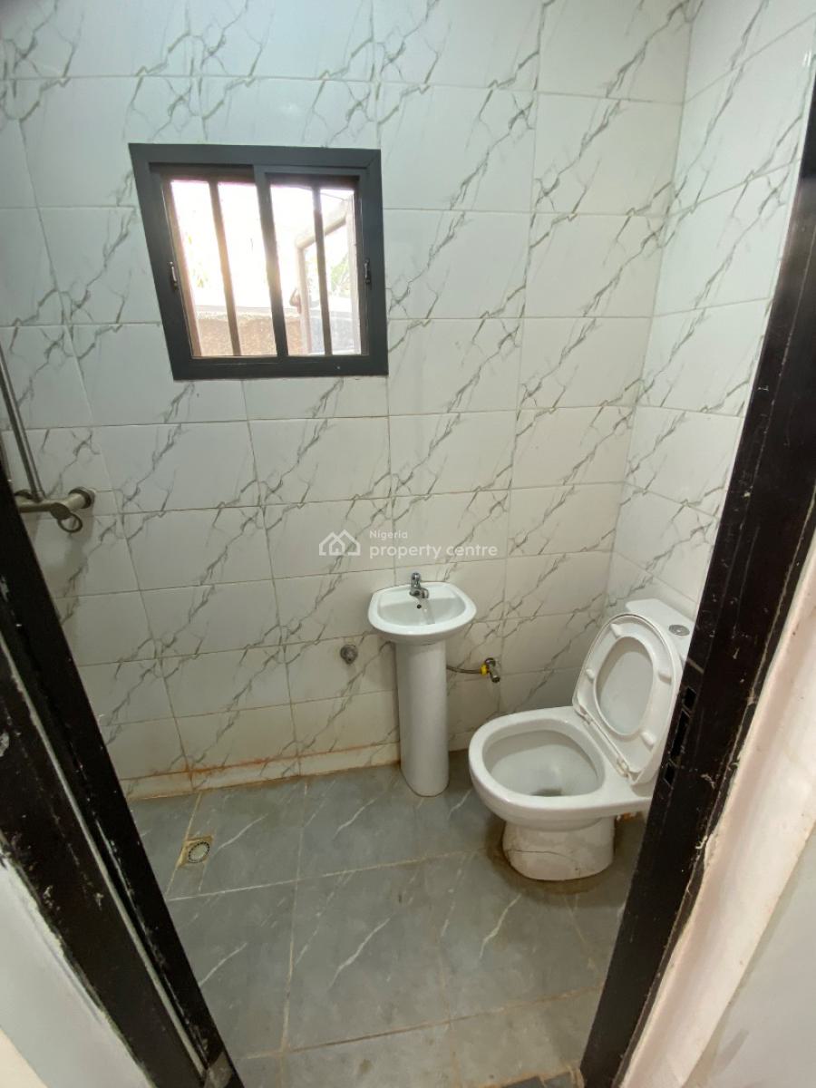 Luxury One Bedroom Bungalow, News Engineering Dawaki, Dawaki, Gwarinpa, Abuja, Flat / Apartment for Rent