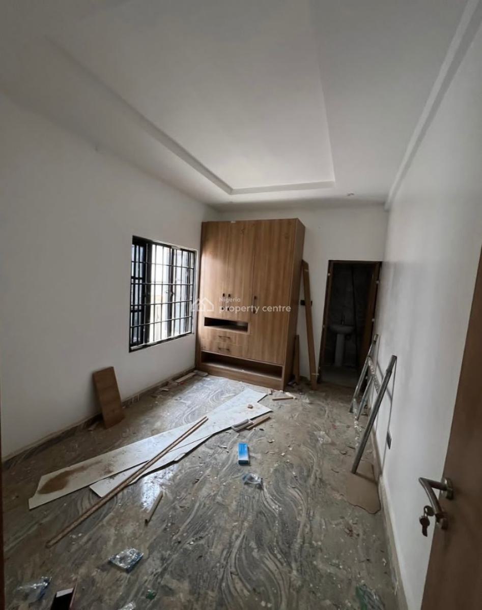 5 Bedroom Terrace Duplex with One Bq, Guzape District, Abuja, Terraced Duplex for Sale