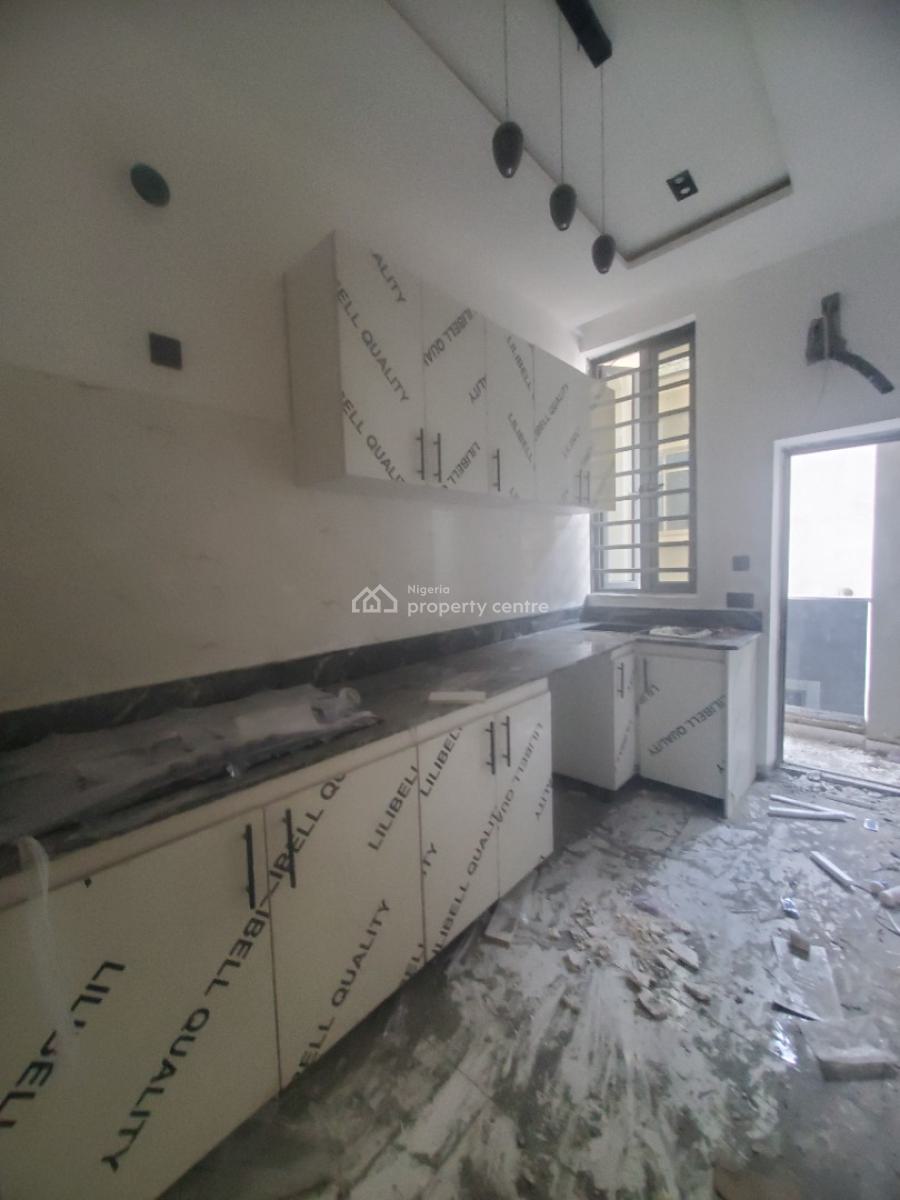 Nicely Built Serviced 4 Bedroom Terrace Duplex in a Nice Environment, Ologolo, Lekki, Lagos, Terraced Duplex for Sale