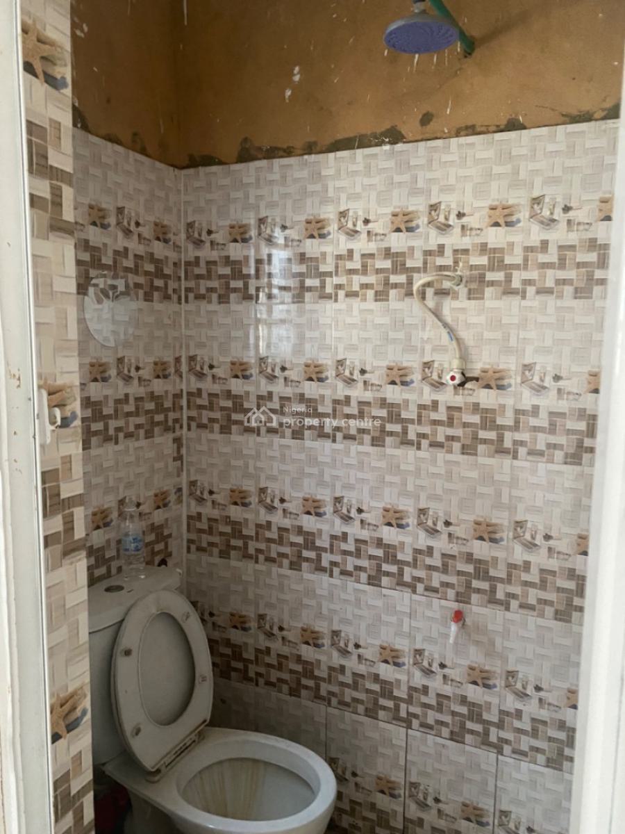 Neatly Used Spacious Room Self, Iwaya, Iwaya, Yaba, Lagos, Self Contain (single Rooms) for Rent
