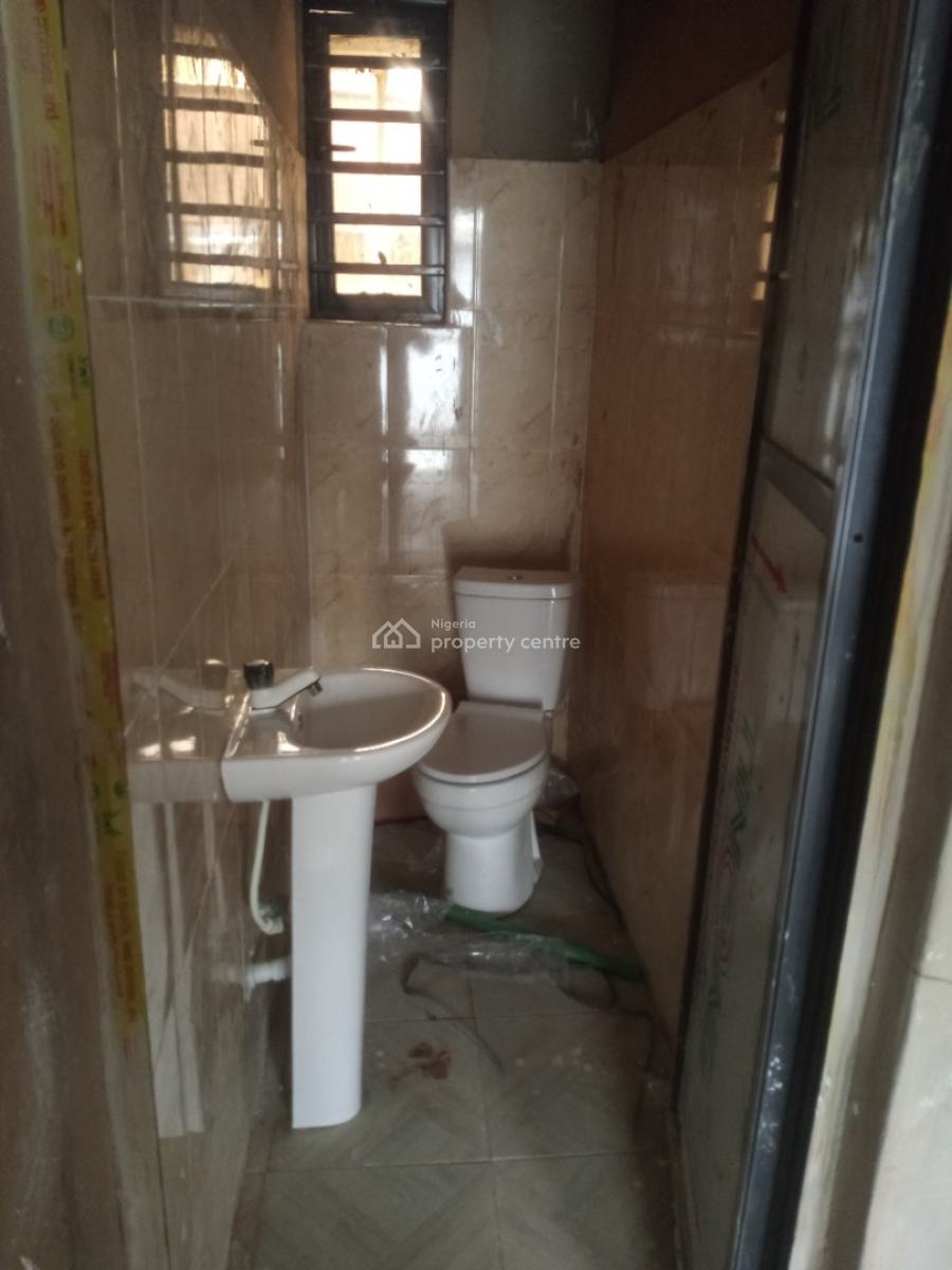 Newly Built 2 Bedroom Apartment, Alafia Estate Coker, Coker, Surulere, Lagos, Flat / Apartment for Rent