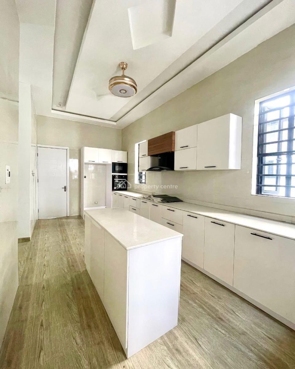 Tastefully Built 5-bedroom Detached Duplex with Bq, Ologolo, Lekki, Lagos, Detached Duplex for Sale