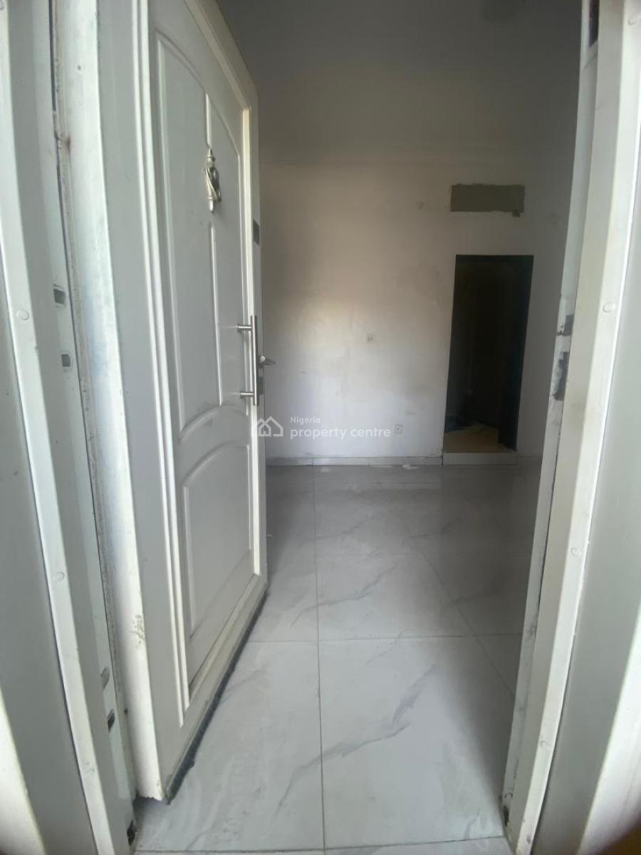 Spacious Self Ground Floor Office Space Available, Lekki Phase 1, Lekki, Lagos, Office Space for Rent