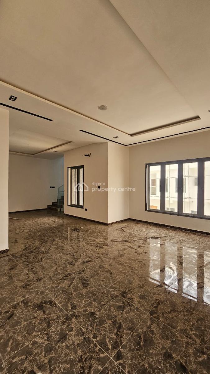 Exquisite Luxury 4 Bedroom Terrace with a Bq in a Secure Location., Lekki Phase 1, Lekki, Lagos, Terraced Duplex for Sale