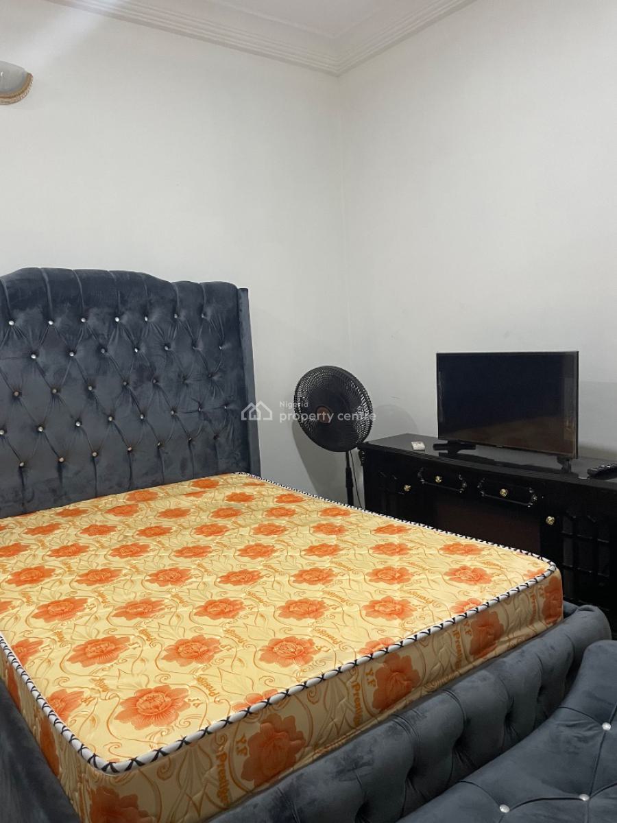 Furnished Studio, Can Go Unfurnished, Chevron Drive, Lekki, Lagos, Self Contain (single Rooms) for Rent