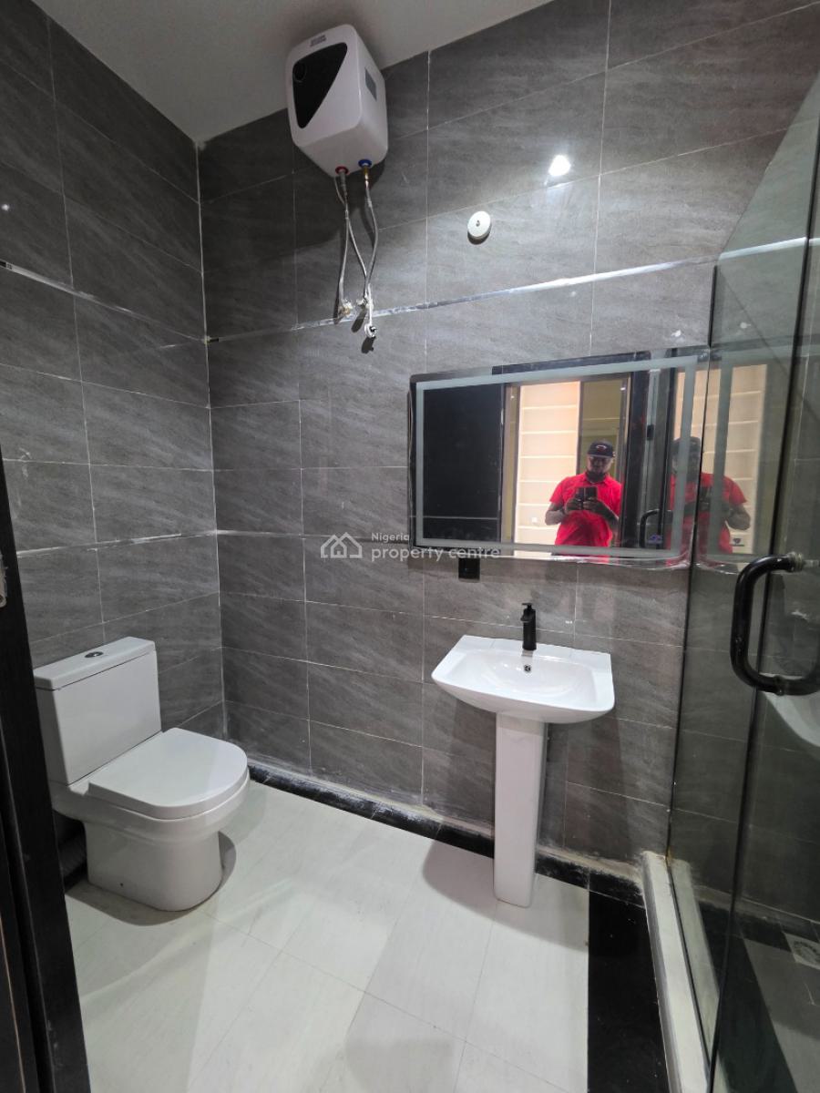 Luxury 3 Bedroom Apartment with Elevator, Lekki Phase 1, Lekki, Lagos, Flat / Apartment for Sale
