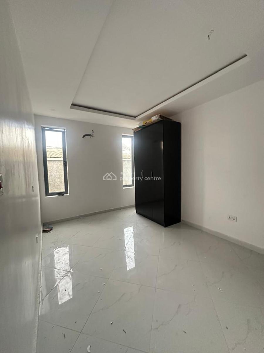 Well Built 2 Bedroom Apartment with Gym, Chevron Toll Gate, Lekki, Lagos, Flat / Apartment for Sale