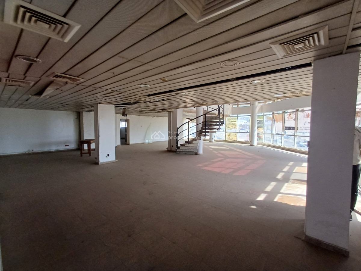 403sqm Shop / Office Space on The Second Floor, Wuse, Abuja, Office Space for Rent