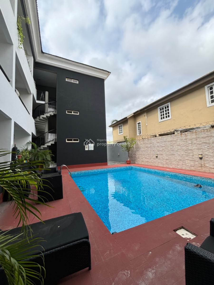 Nice & Spacious 3 Bedroom Apartment with Bq, Pool and Mini Play Ground, Off Admiralty, Lekki Phase 1, Lekki, Lagos, Flat / Apartment for Rent