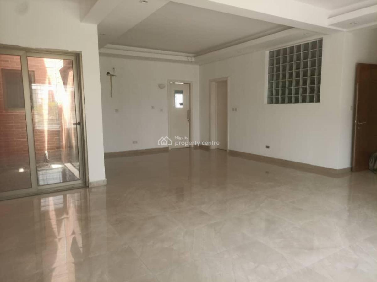 Serene 3 Bedroom in a Cozy Estate, Osapa, Lekki, Lagos, Flat / Apartment for Rent