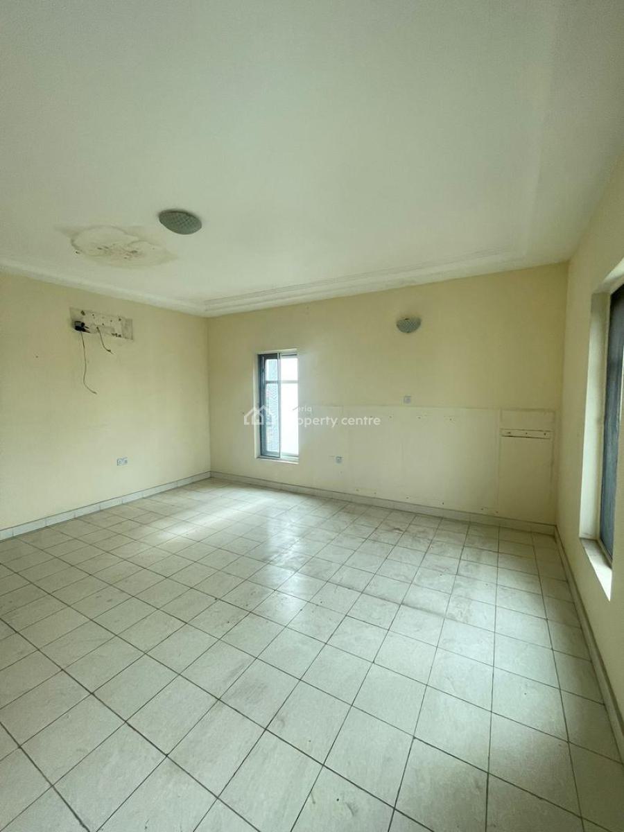 3 Bedroom Flat & a Room Bq with 24 Hours Power, Serene & Gated Estate, Off Admiralty Way, Lekki Phase 1, Lekki, Lagos, Flat / Apartment for Rent