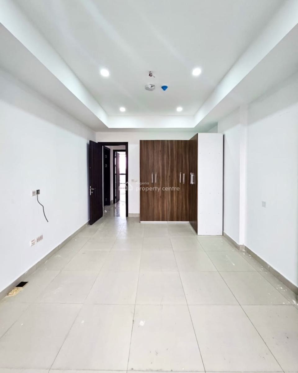 Exquisitely Detailed 3 Bedroom Apartment with Rooftop Swimming Pool, Thoughtfully Finished Luxury Serviced Apartment Within Serenity, Lekki Phase 1, Lekki, Lagos, Flat / Apartment for Sale