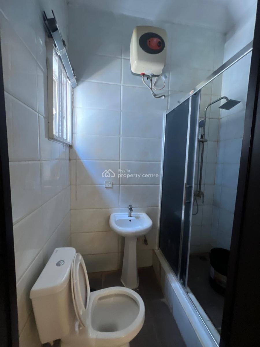 Well Maintained 4 Bedroom Duplex, Bera Estate Chevron Drive, Lekki, Lagos, Semi-detached Duplex for Rent