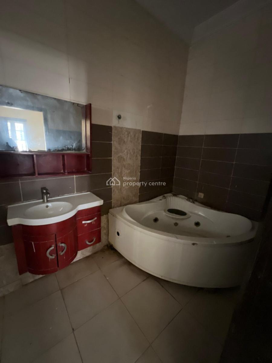 Well Maintained 4 Bedroom Duplex, Bera Estate Chevron Drive, Lekki, Lagos, Semi-detached Duplex for Rent