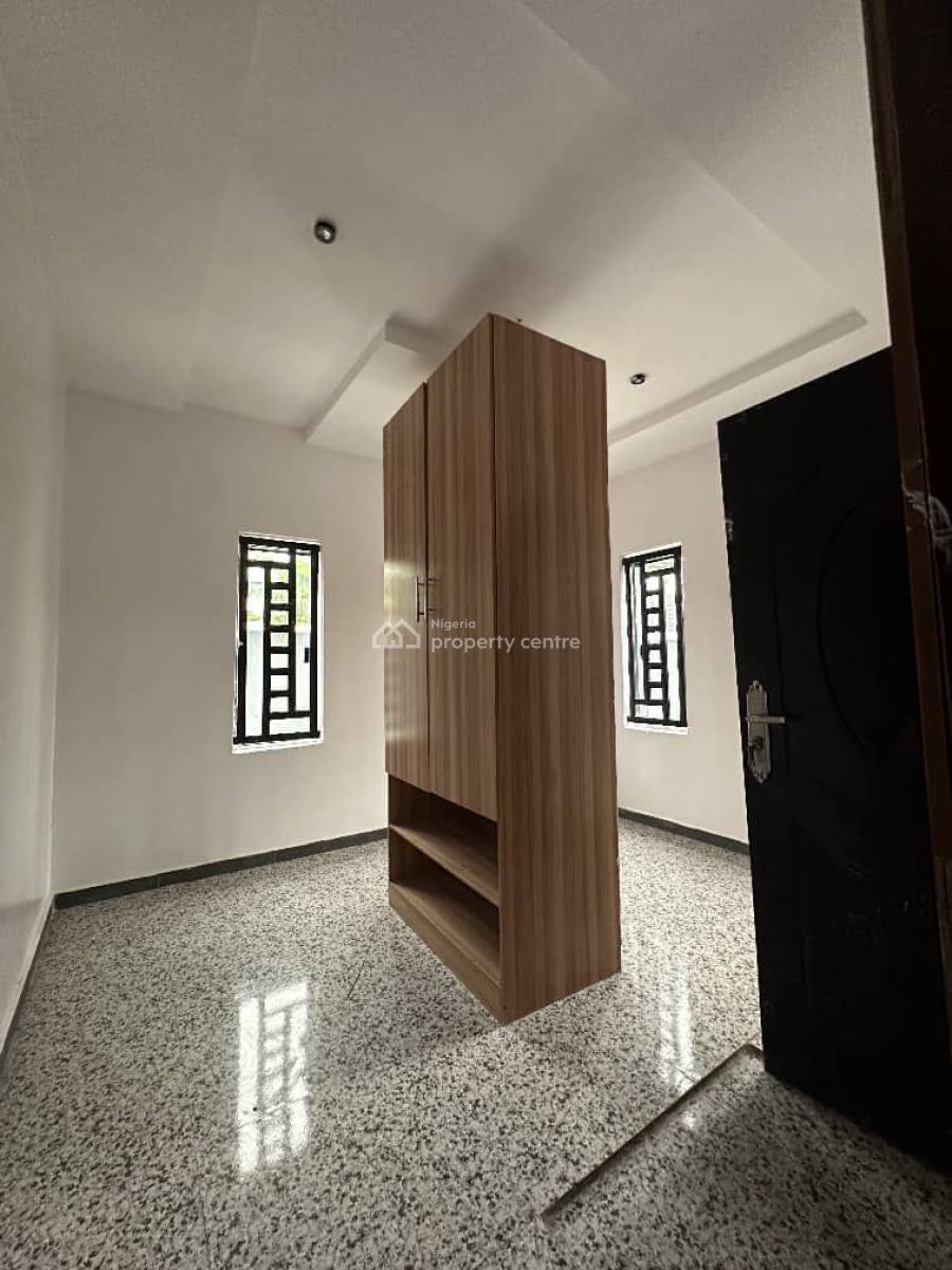 Newly Built 4 Units of 2bedroom in a Gated Estate with Band a Electric, Newly Built 4 Units of 2bedroom in a Gated Estate with Band a Electric, Oluyole, Oyo, House for Sale