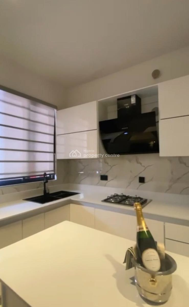3 Bedroom Fully Furnished Penthouse Apartment with Private Elevator, Lekki Phase 1, Lekki, Lagos, Flat / Apartment for Sale