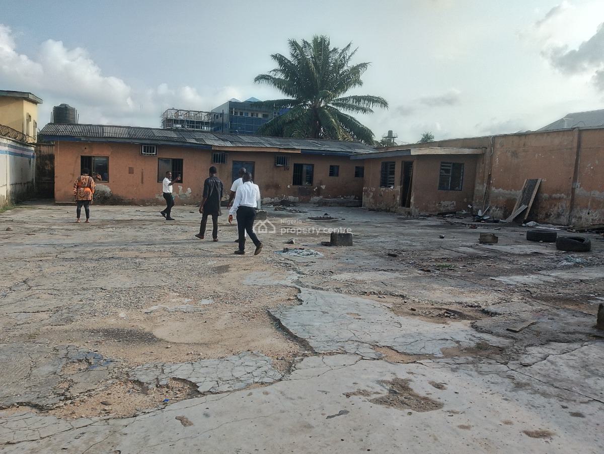 Empty Land on 650sqm with 3rooms for Bar and Longunes, Agidingbi, Ikeja, Lagos, Land for Rent