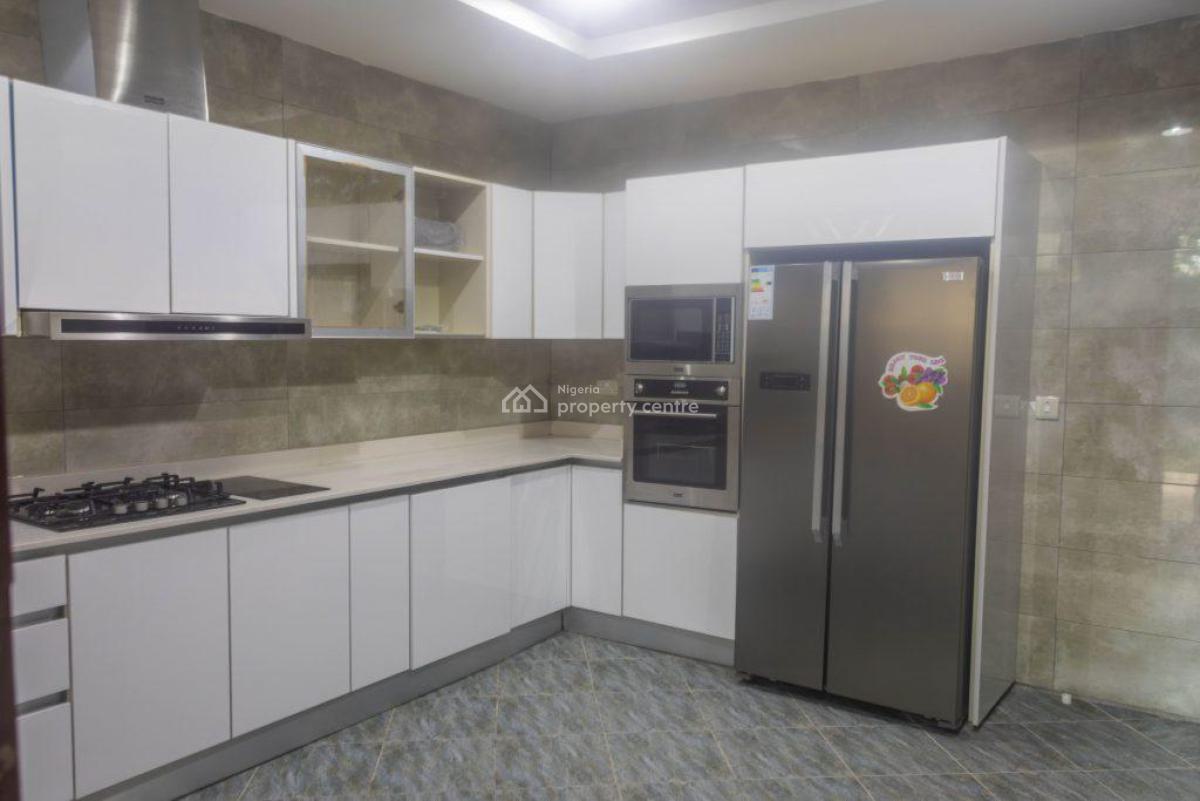 Luxury 4 Bedroom Penthouse with Bq, Gym and Pool, Well Maintained Serviced Penthouse, Banana Island, Ikoyi, Lagos, Block of Flats for Sale